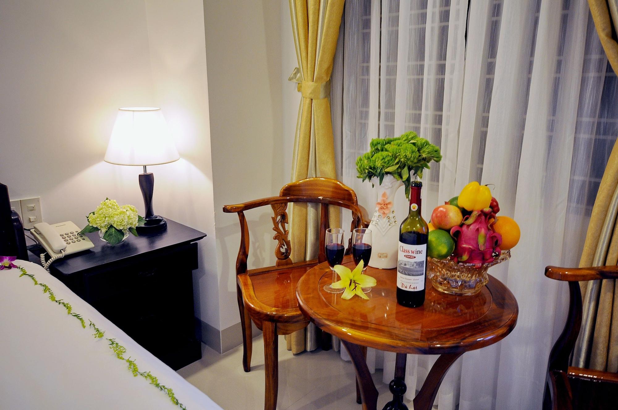 Full House Hotel Nha Trang Eksteriør bilde