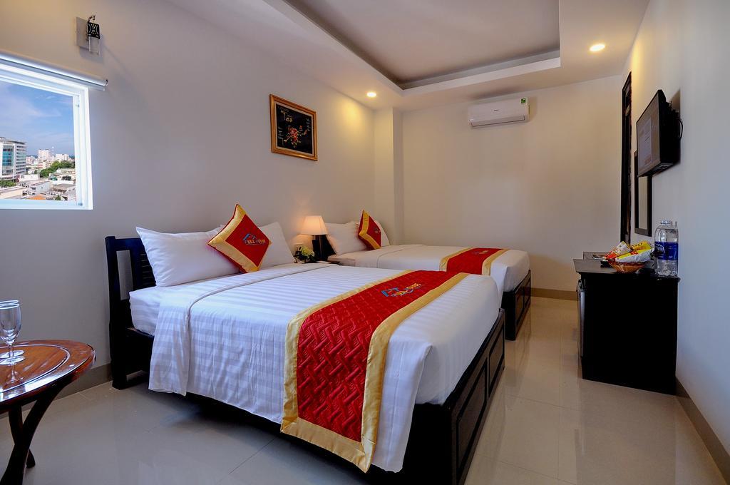 Full House Hotel Nha Trang Eksteriør bilde